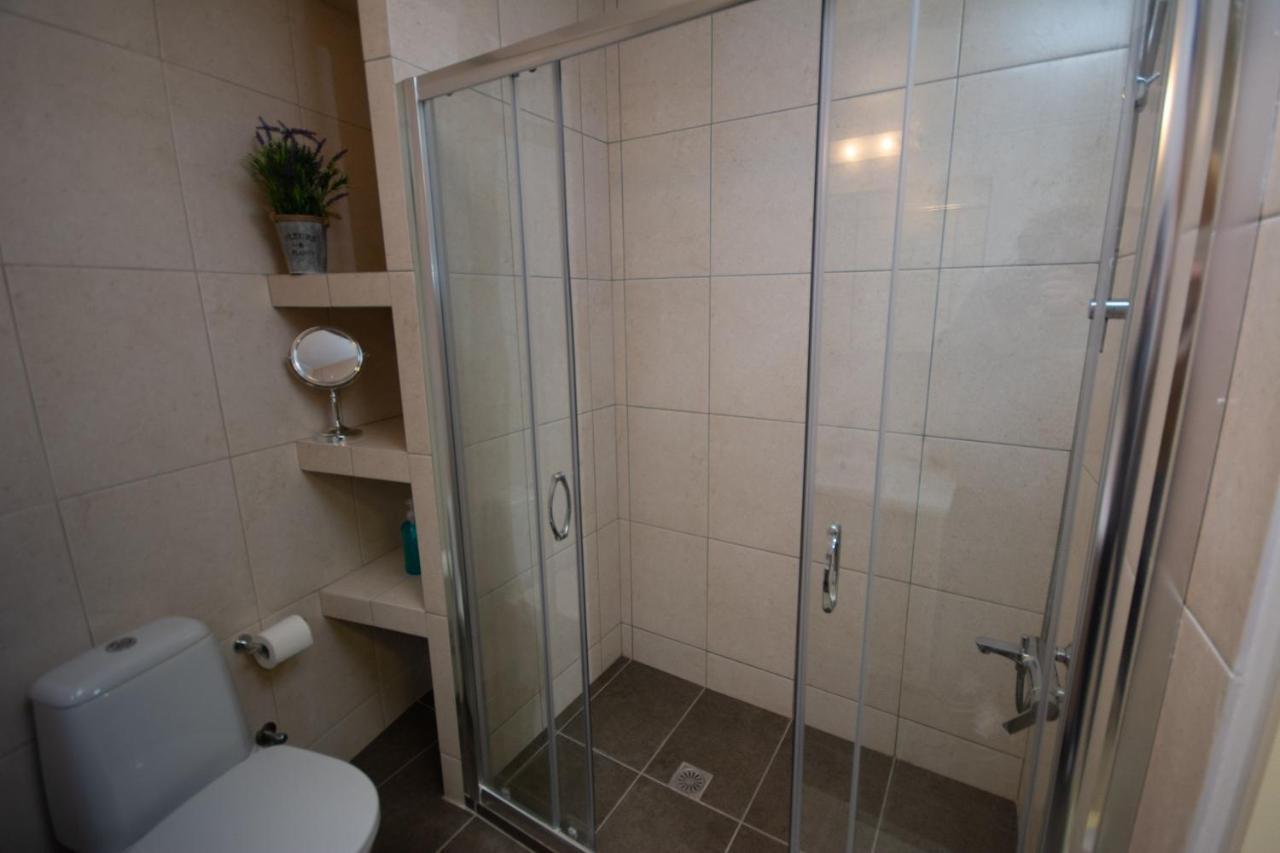 Spacious Fully Equipped 3Bd 2Bath Apt In The Heart Of City With Balconies Ac And Fast Wifi #1 Heraklion  Bagian luar foto