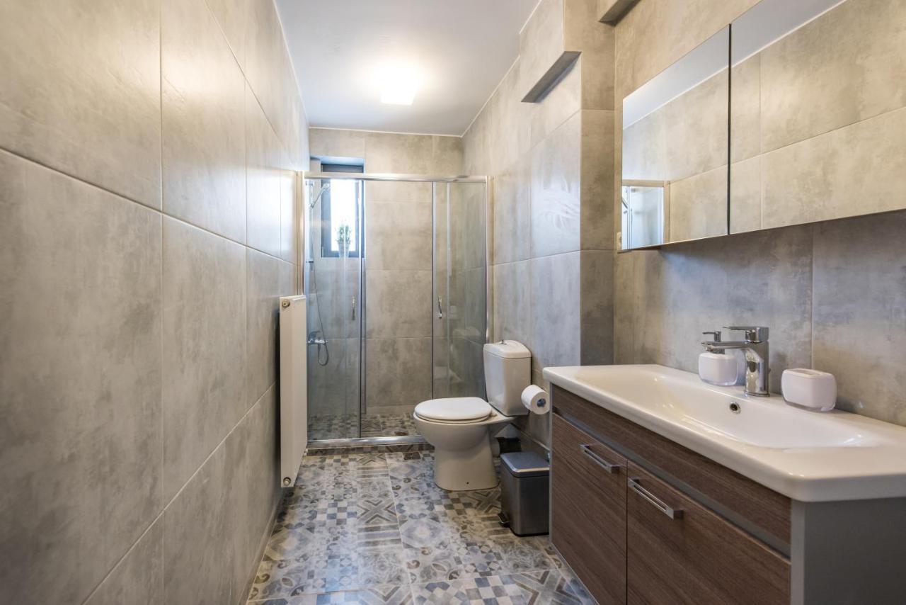 Spacious Fully Equipped 3Bd 2Bath Apt In The Heart Of City With Balconies Ac And Fast Wifi #1 Heraklion  Bagian luar foto